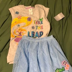New with tags Rapunzel Tangled outfit 7/8